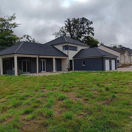 Chambre Privee Dans Une Maison Familiale Charmes  Exterior foto